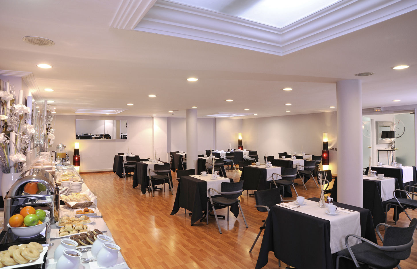 Hotel Abbot Барселона Экстерьер фото