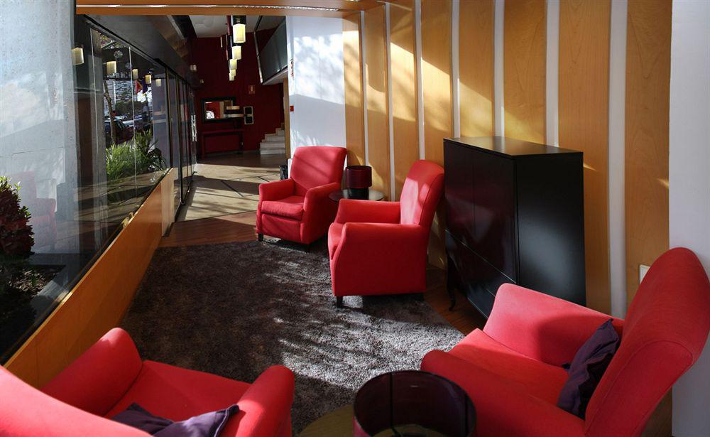 Hotel Abbot Барселона Интерьер фото
